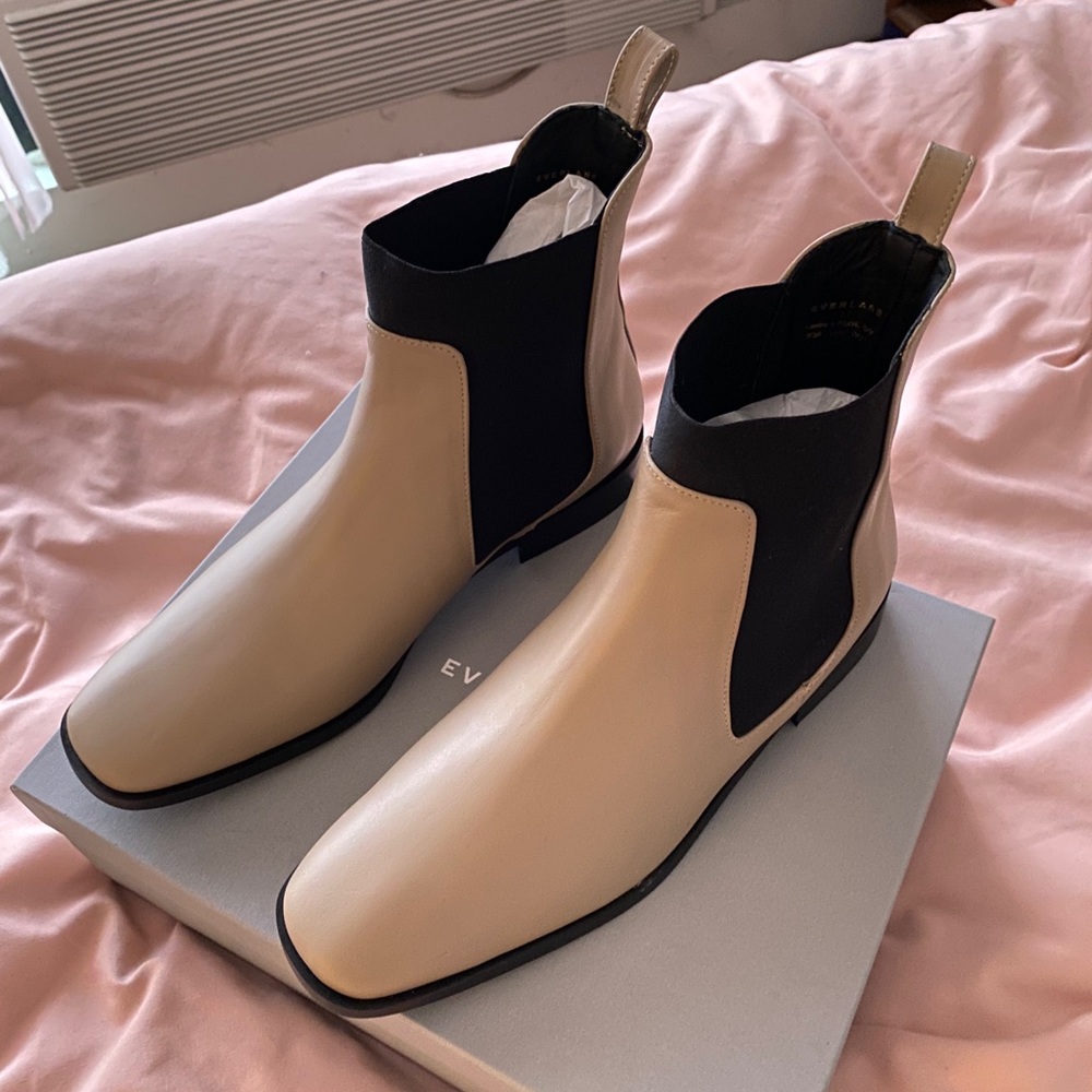 new everlane chelsea boots womens